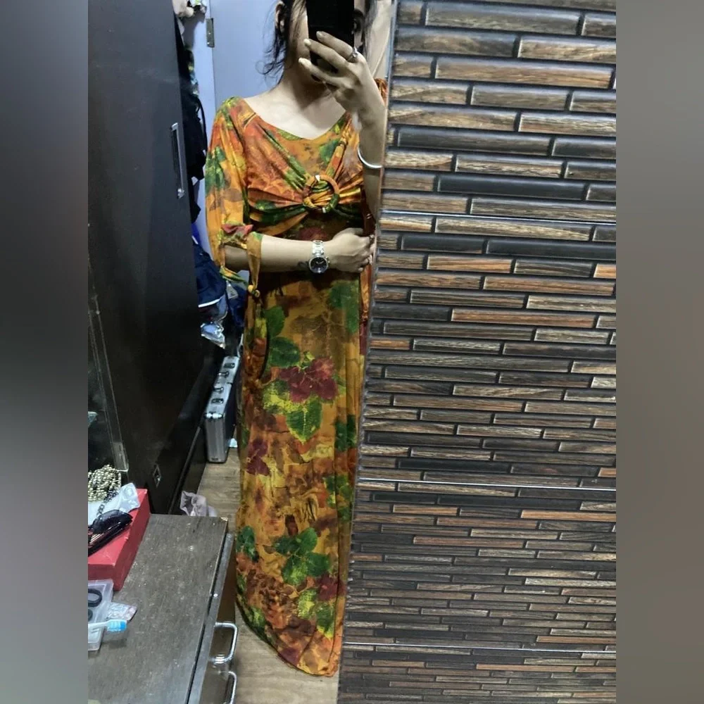 Long printed gown - Picture 3 of 3